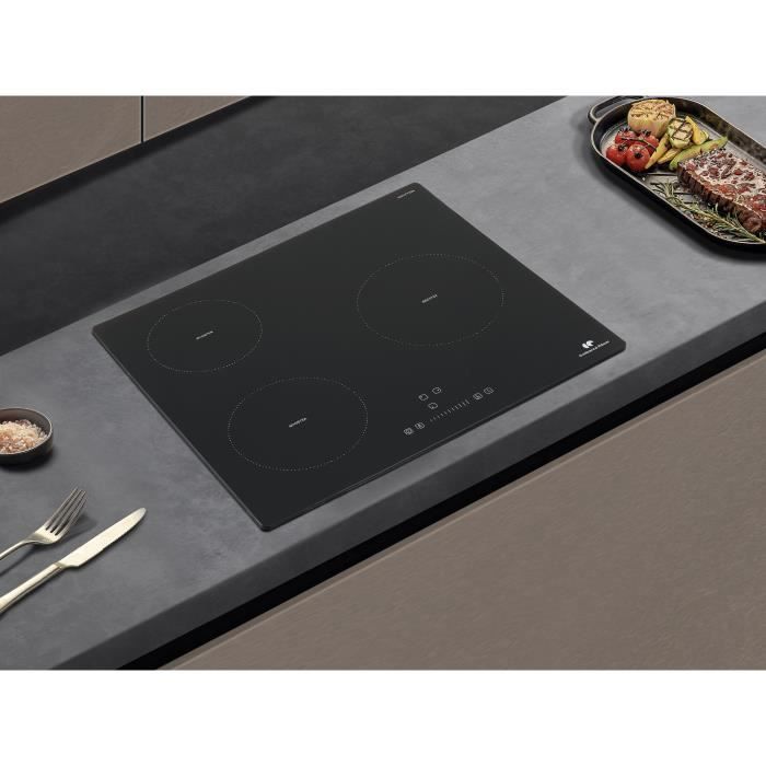 Piano cottura a induzione CONTINENTAL EDISON 6200W a 3 fuochi - 59 x 52 cm - 3 timer - 3 booster - nero