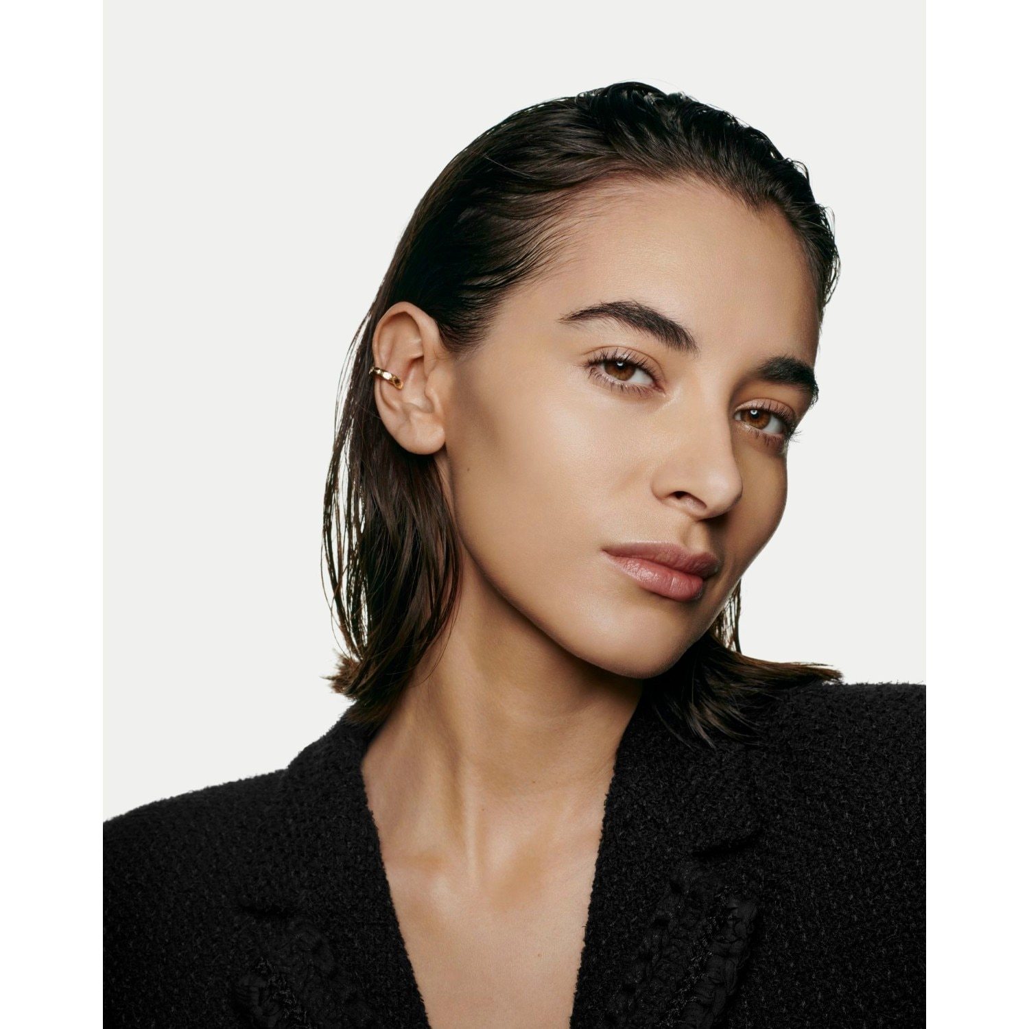 CHANEL Foundation LES BEIGES TEINT BELLE MINE NATURELLE HYDRATATION ET LONGUE TENUE - 30 ml