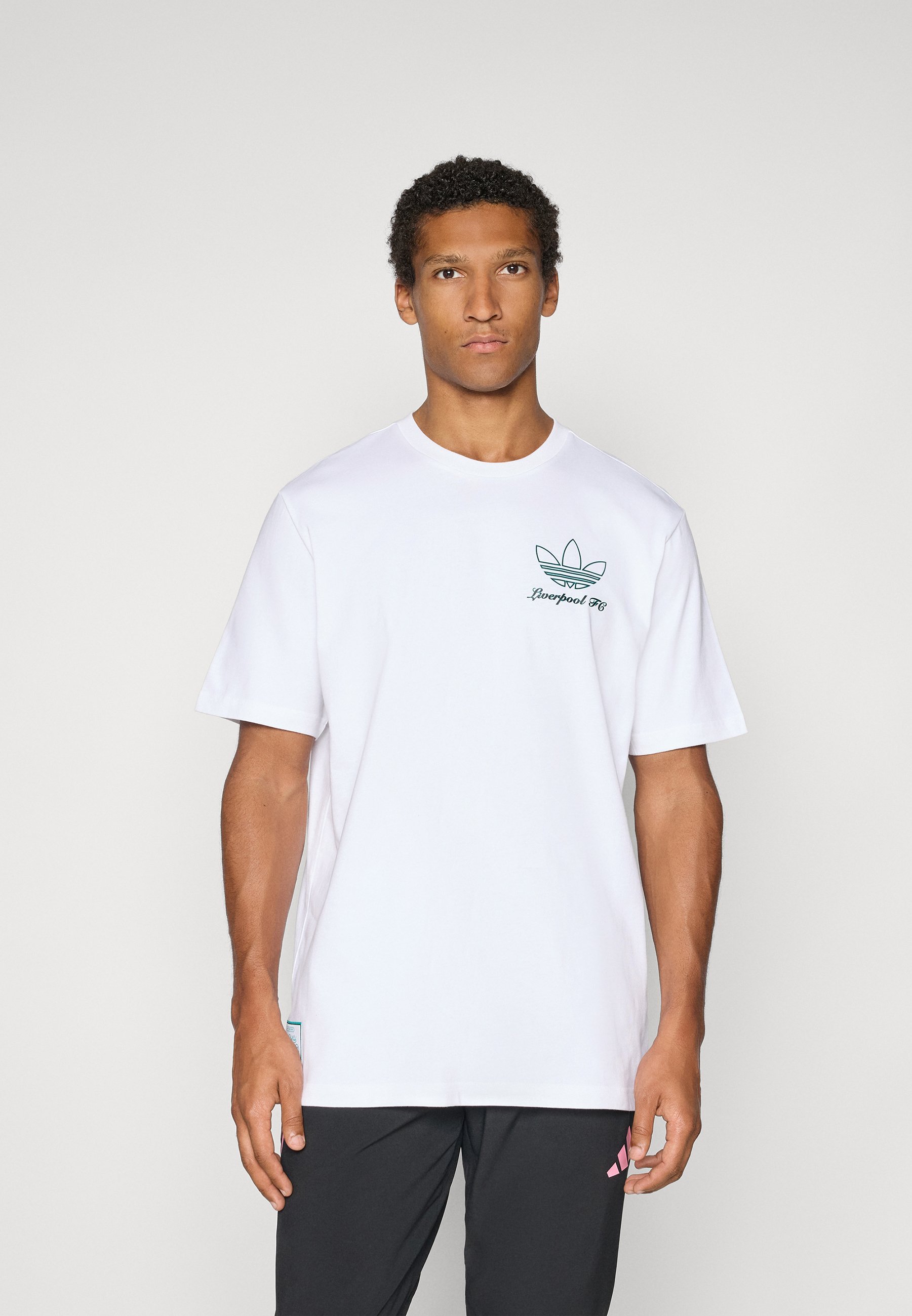 adidas Originals LIVERPOOL FC ICON GRAPHIC T-SHIRT - Clubkleding - wit