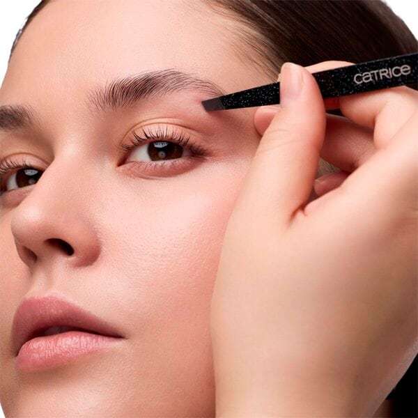 Catrice Magic Perfectors пинцета