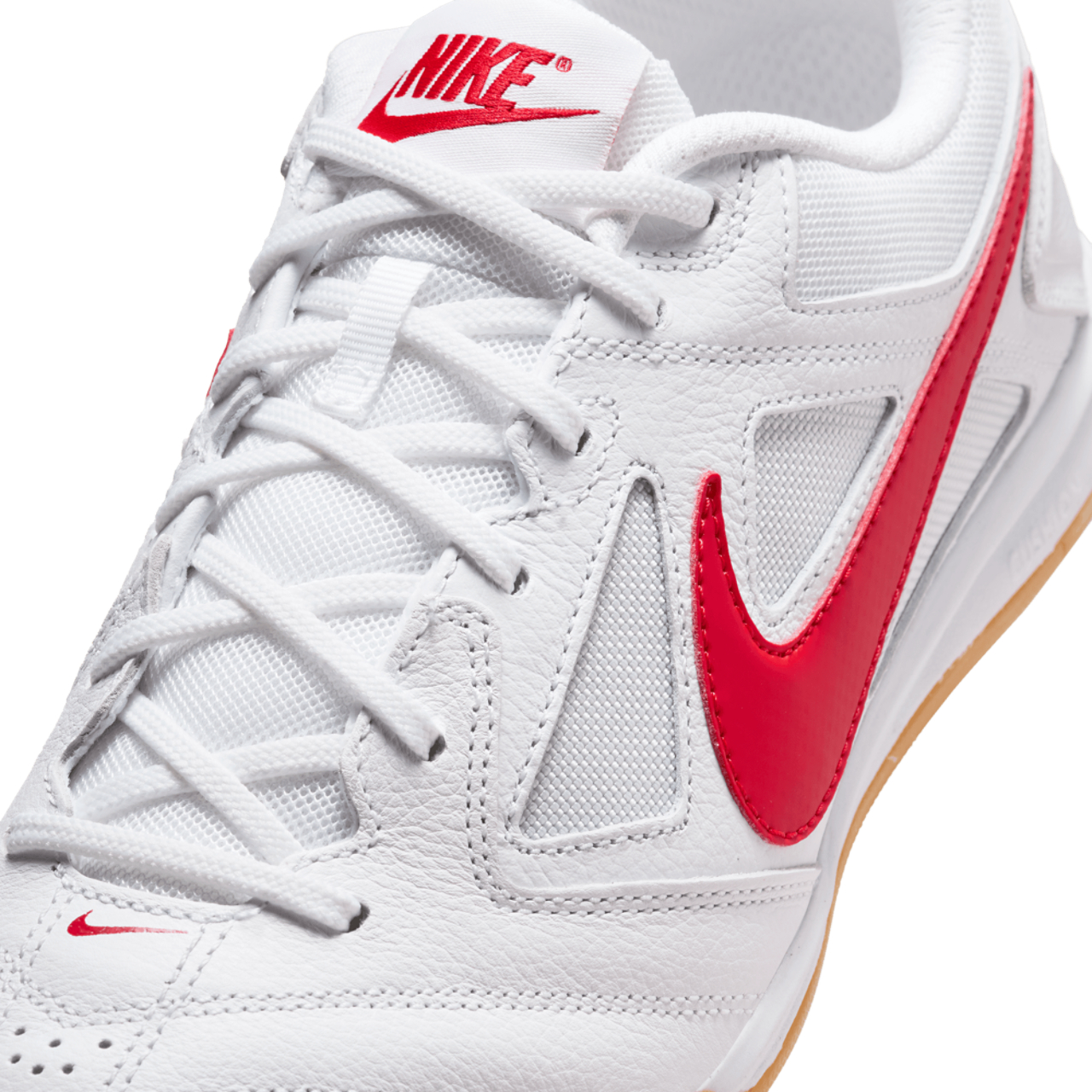 Nike Gato
