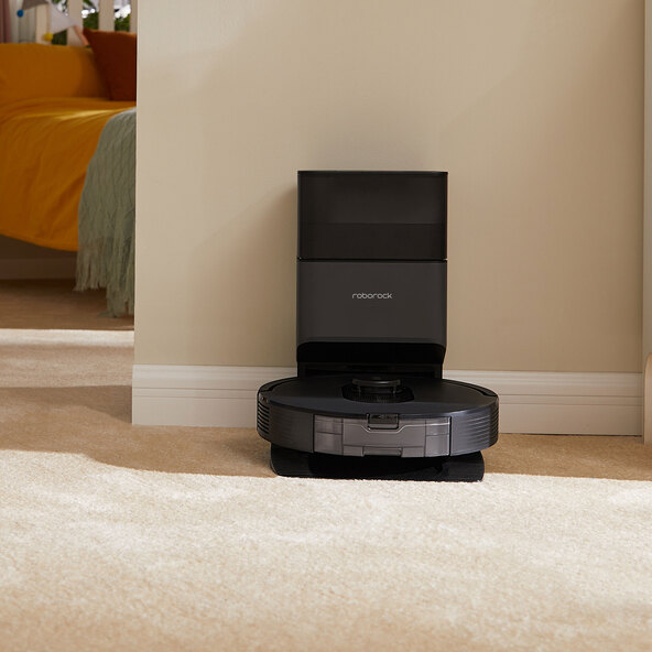 Q5 Max+ vacuum and mop robot