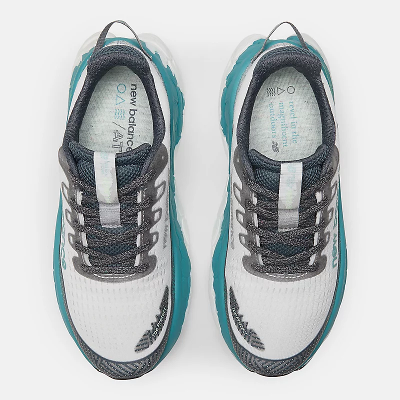 Fresh Foam X More Trail v3 für Damen – Reflektierend mit verblasstem Türkis