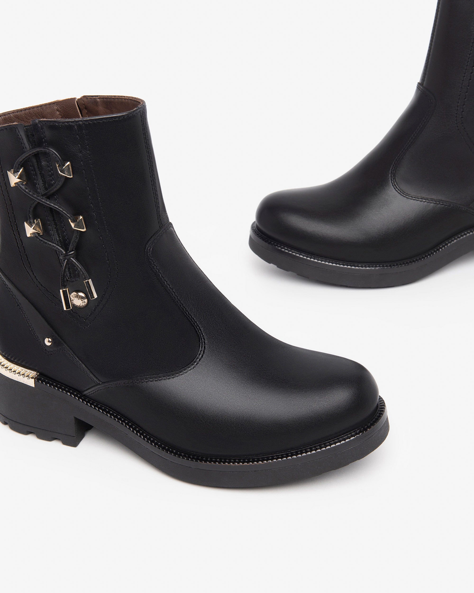  Damen-Ankle-Boots aus Leder
