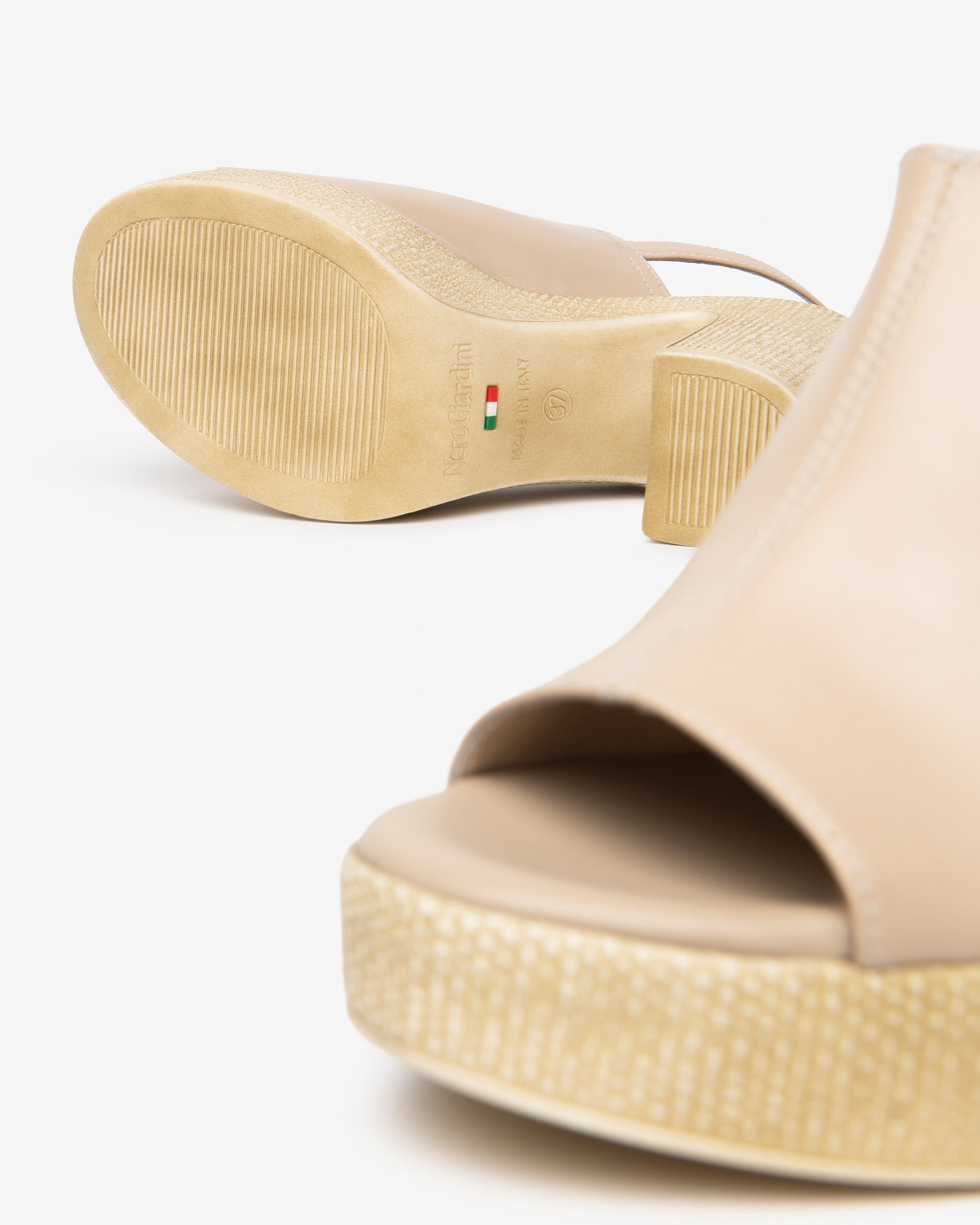  Damen-Ledersandalen