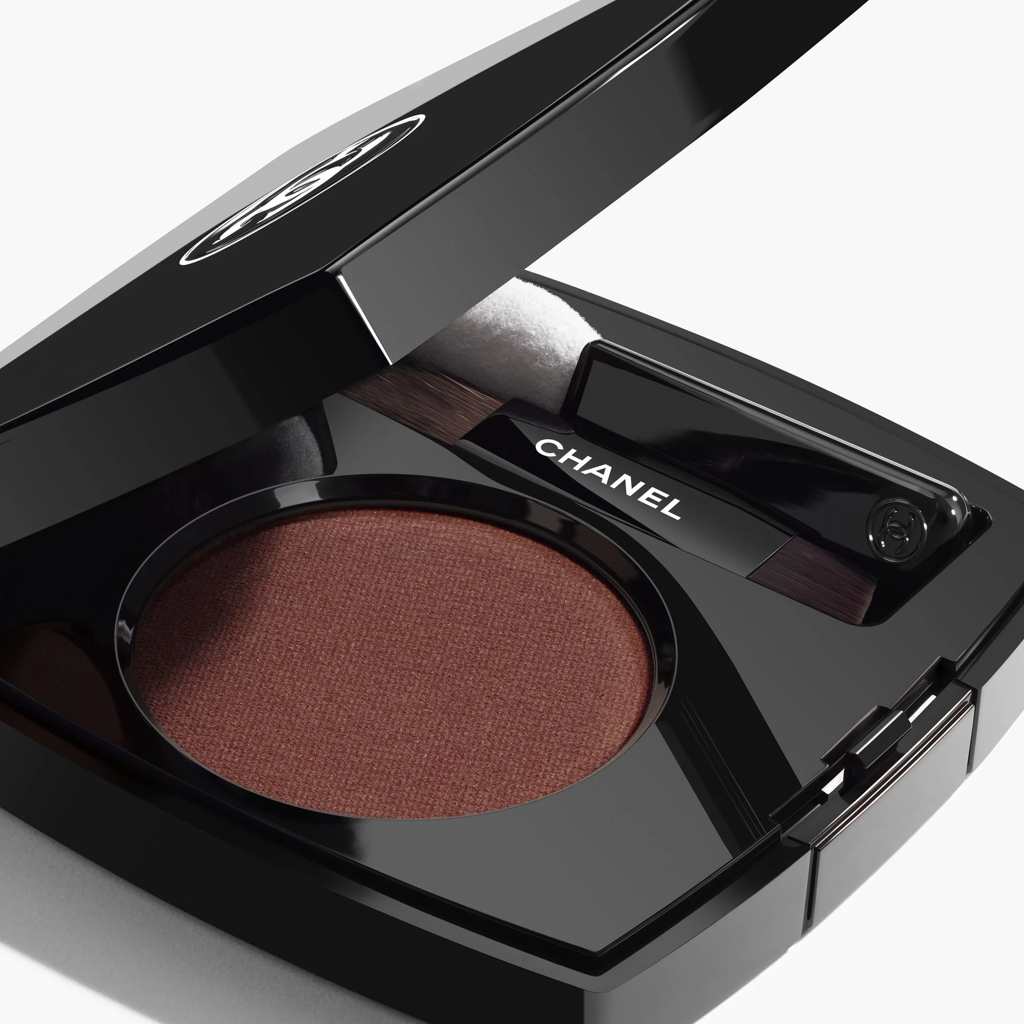 OMBRE ESSENTIELLE - OMBRETTO MULTIUSO A LUNGA TENUTA