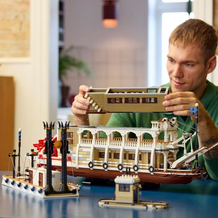 LEGO Ideas 21356 Exclu Cdiscount Le Bateau à Vapeur du Mississippi - Set de Construction pour Adulte