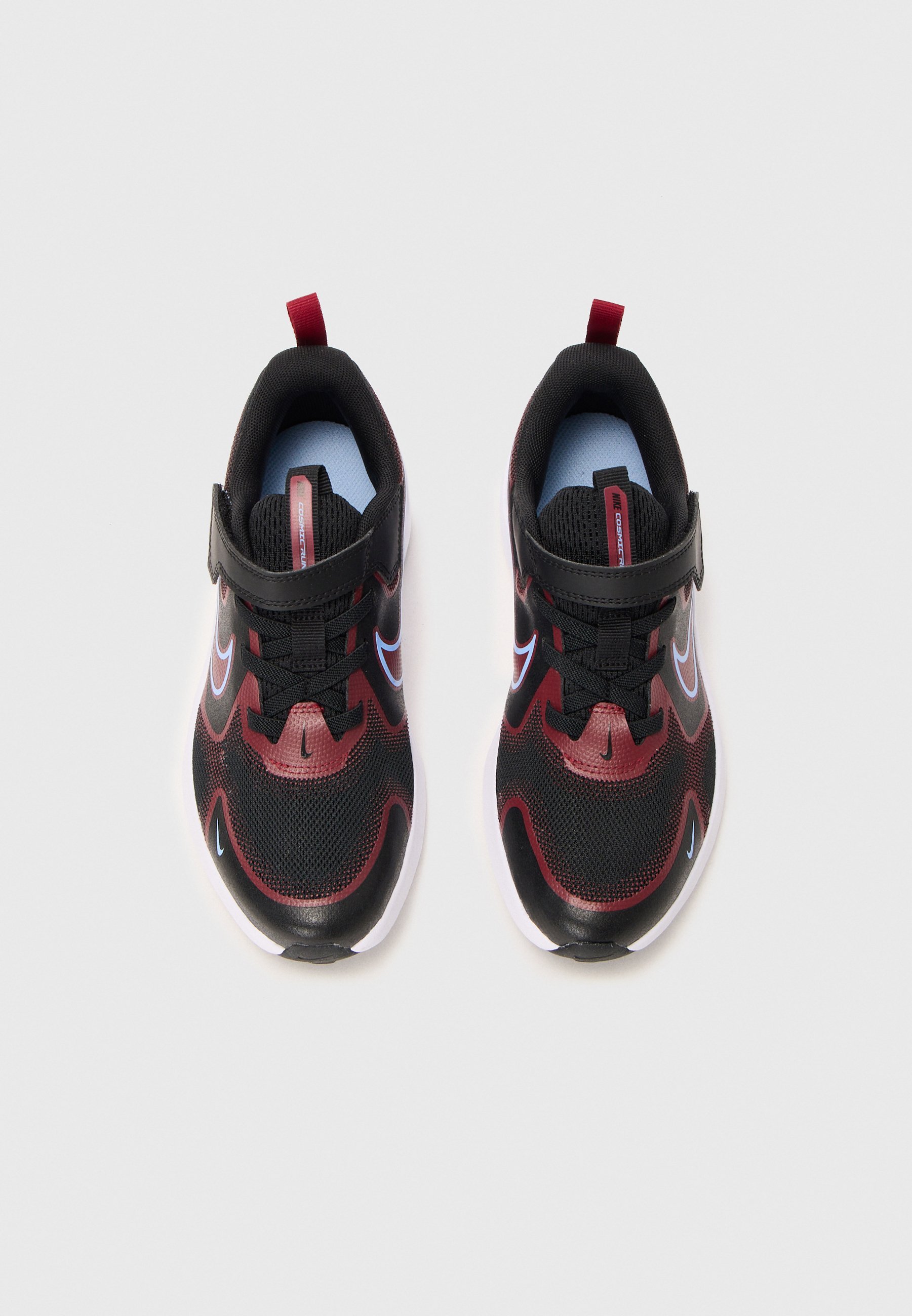 Nike Performance COSMIC RUNNER UNISEX - Hardloopschoenen voor op de weg - zwart/aluminiumkleurig/teamrood