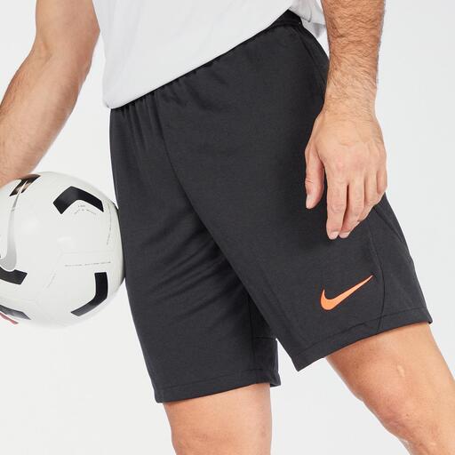  Nike Academy Mat