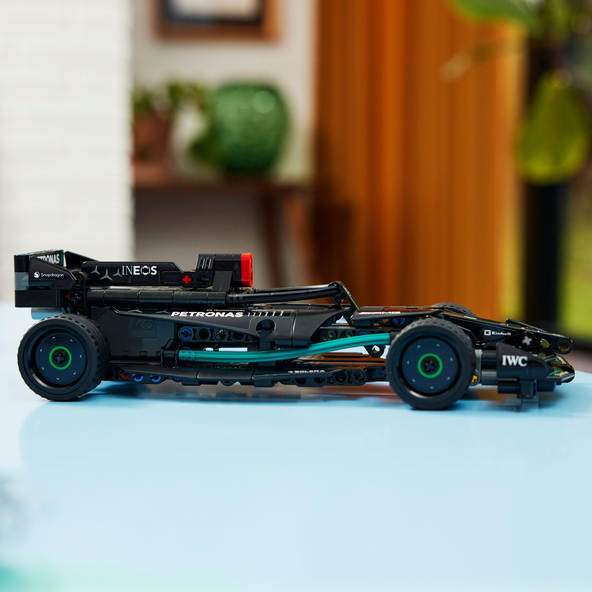 Technic Mercedes-AMG F1 W14 E Performance Pull-Back 42165