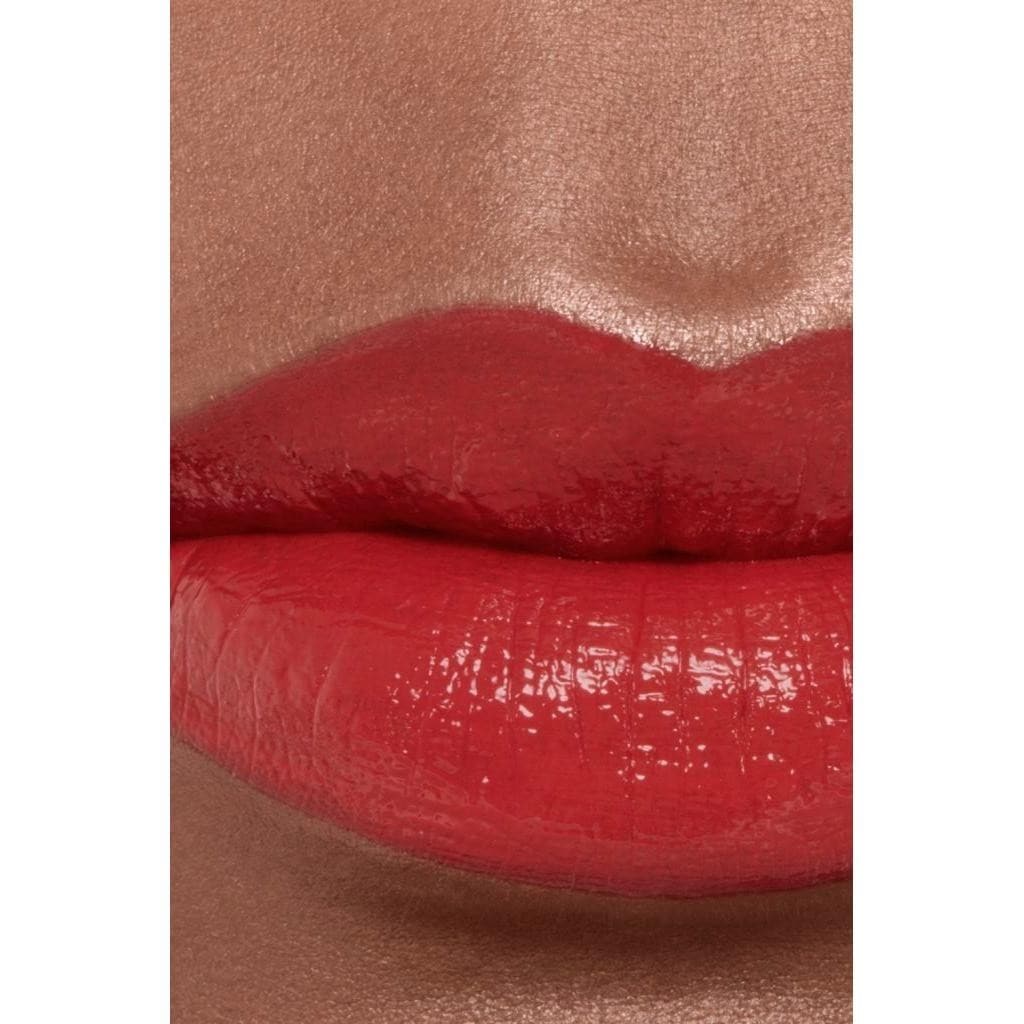 CHANEL ROUGE COCO BLOOM