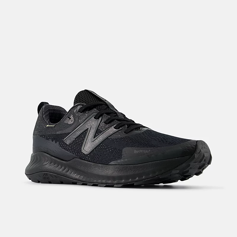 Férfi DYNASOFT NITREL v5 Gore-Tex® csizma - Fekete fantomhatással és mágnessel
