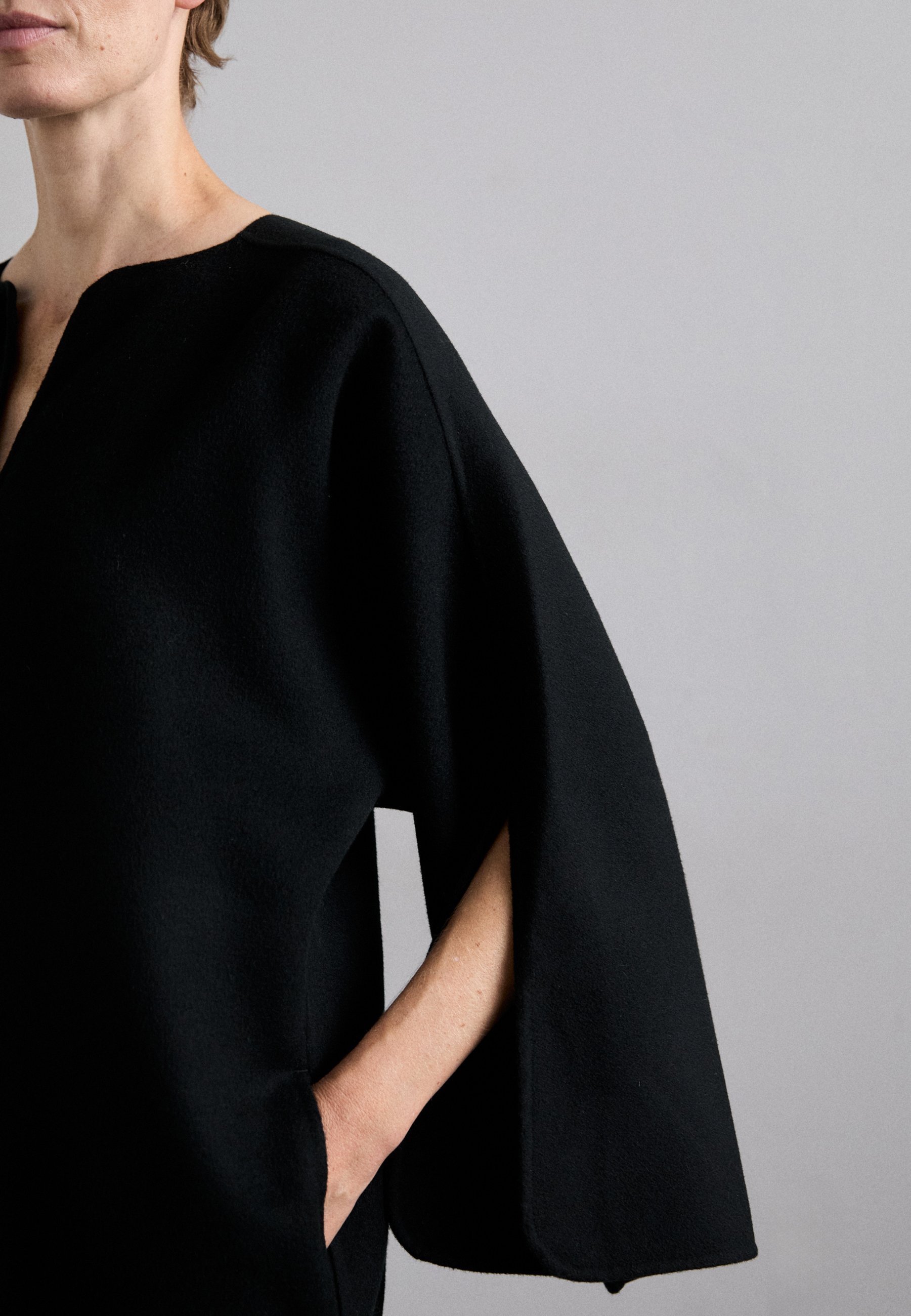 Robe de jour noire par Malene Birger CAIS -
