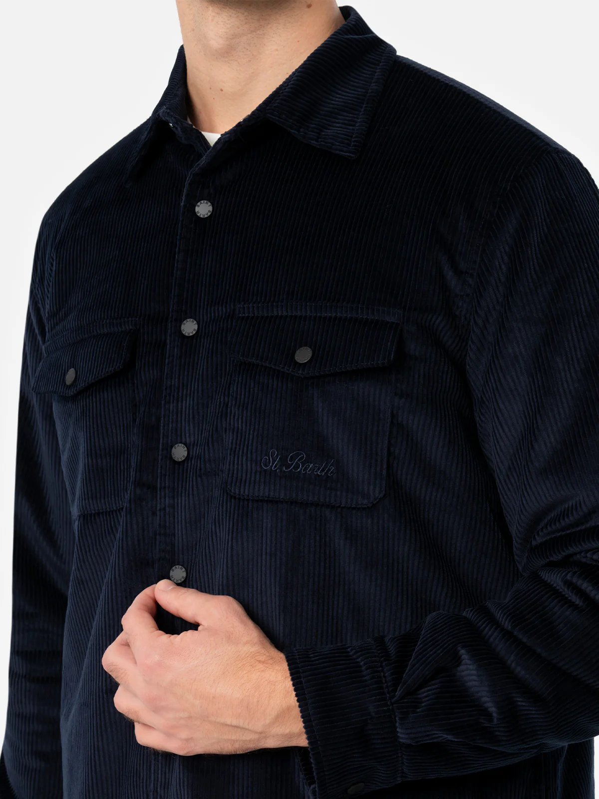Heren chalethemd van marineblauwe corduroy met borduurwerk