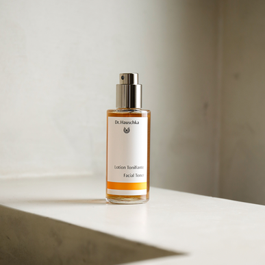 Dr. Hauschka veido tonikas jautriai odai 100 ml