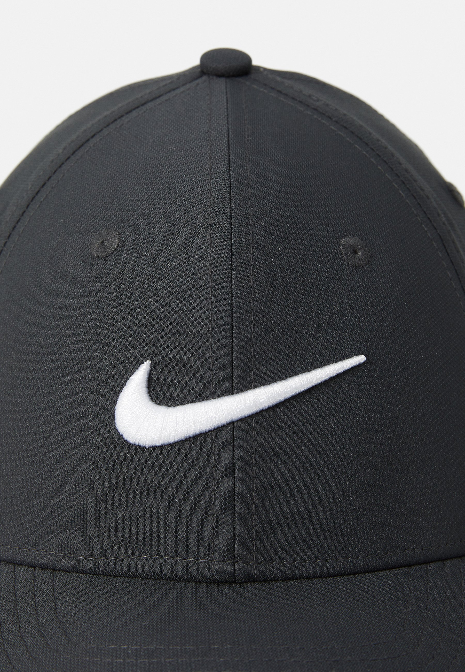 Nike Performance CLUB UNISEX - Cap - donker rookgrijs/(wit)