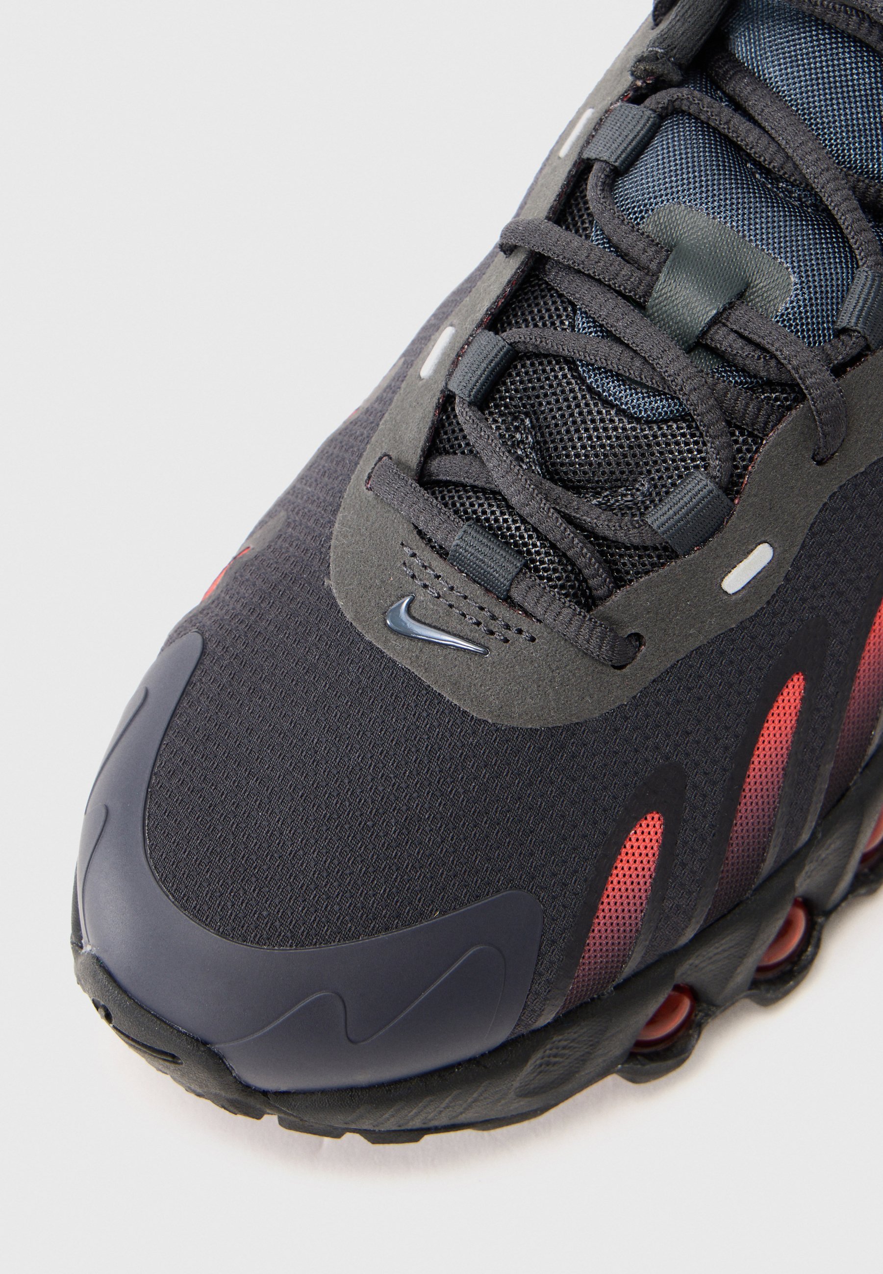 Nike Sportswear AIR MAX DN8 UNISEX - Sneakers - donker rookgrijs/licht carbon/zwart/team oranje