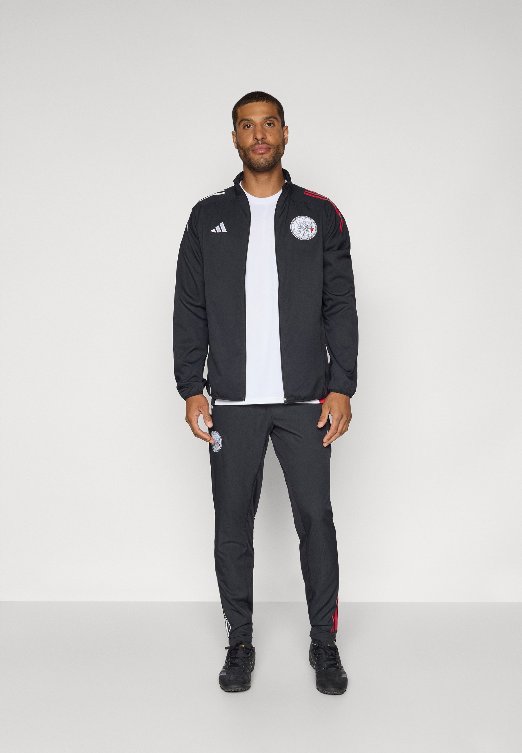 adidas Performance AJAX AMSTERDAM 25/26 VÕISTLUSJOPPA - Treeningjope - must/valge/punane
