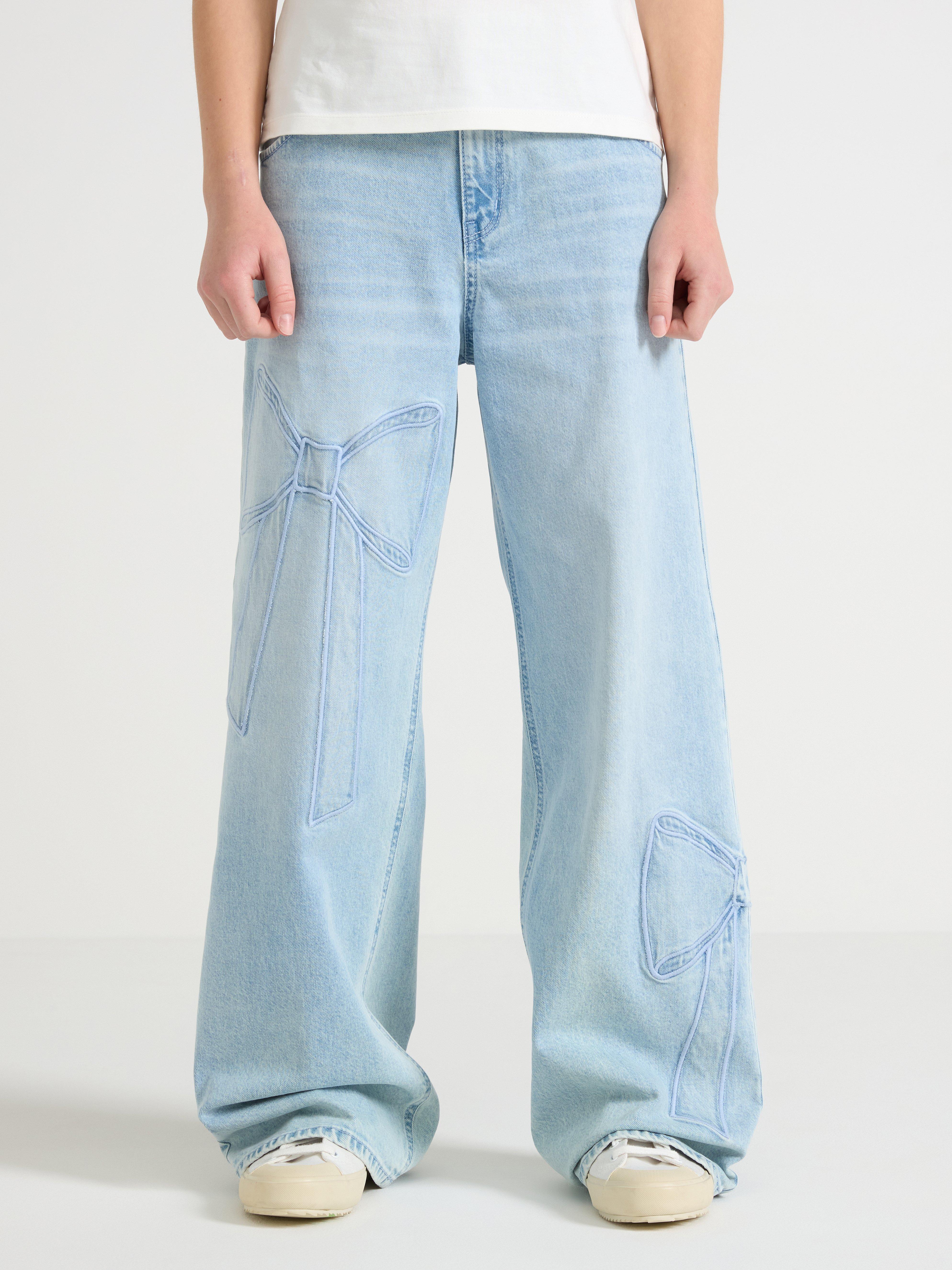 Vaqueros VEGA de pierna ancha con bordados, denim claro.