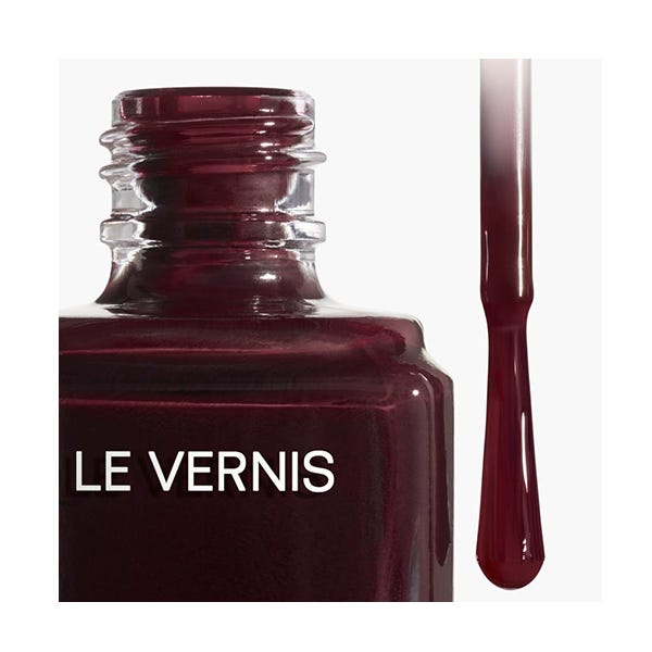 LE VERNIS NOKTI