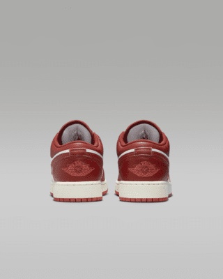Air Jordan 1 Low SE Older Kids' Shoes