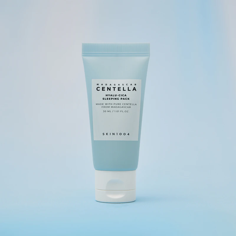 SKIN1004 Noční maska s madagaskarskou pupečníkovou hyalu-cicou Hydratační a pleť zdokonalující noční maska, která zpevňuje pleť