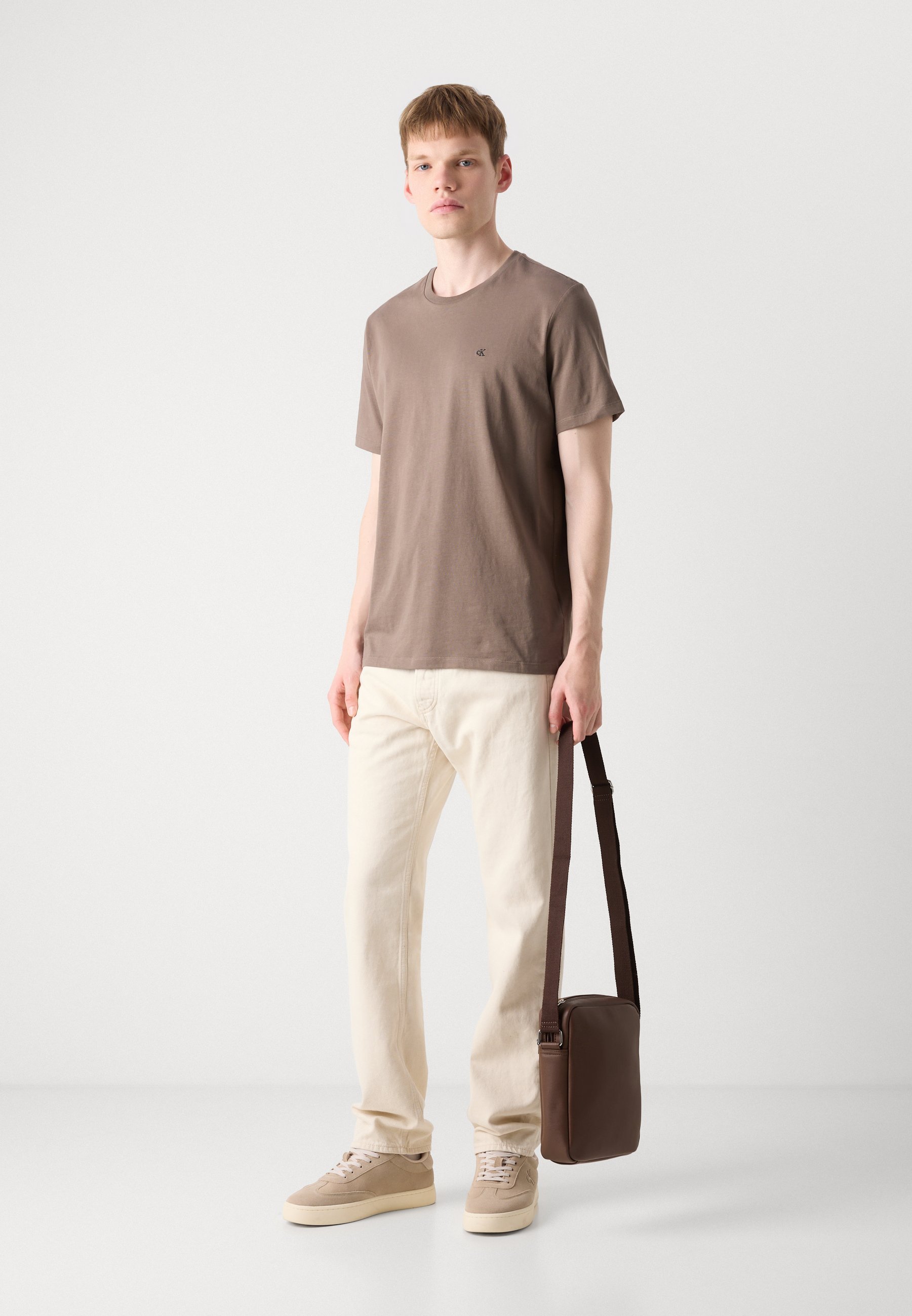T-shirt uni lisse Calvin Klein Jeans - T-shirt basique - Morel