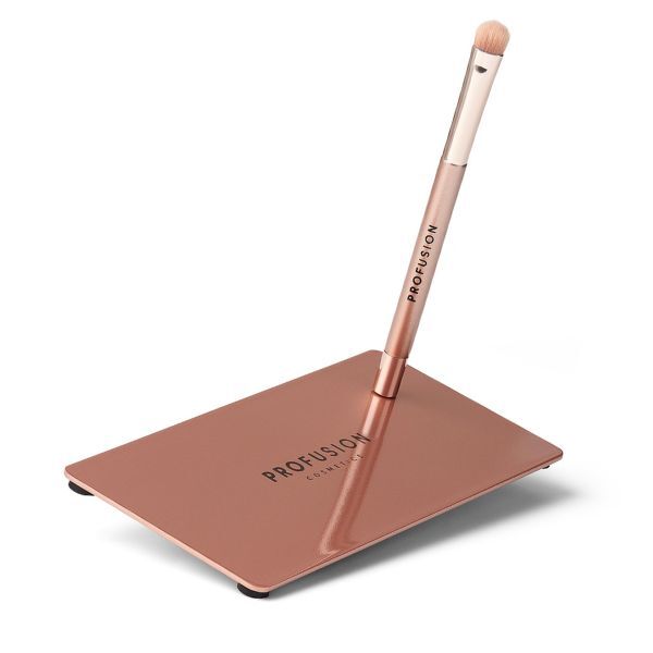 Suport de prezentare și pensulă pentru fard de pleoape Profusion Cosmetics Magnetix