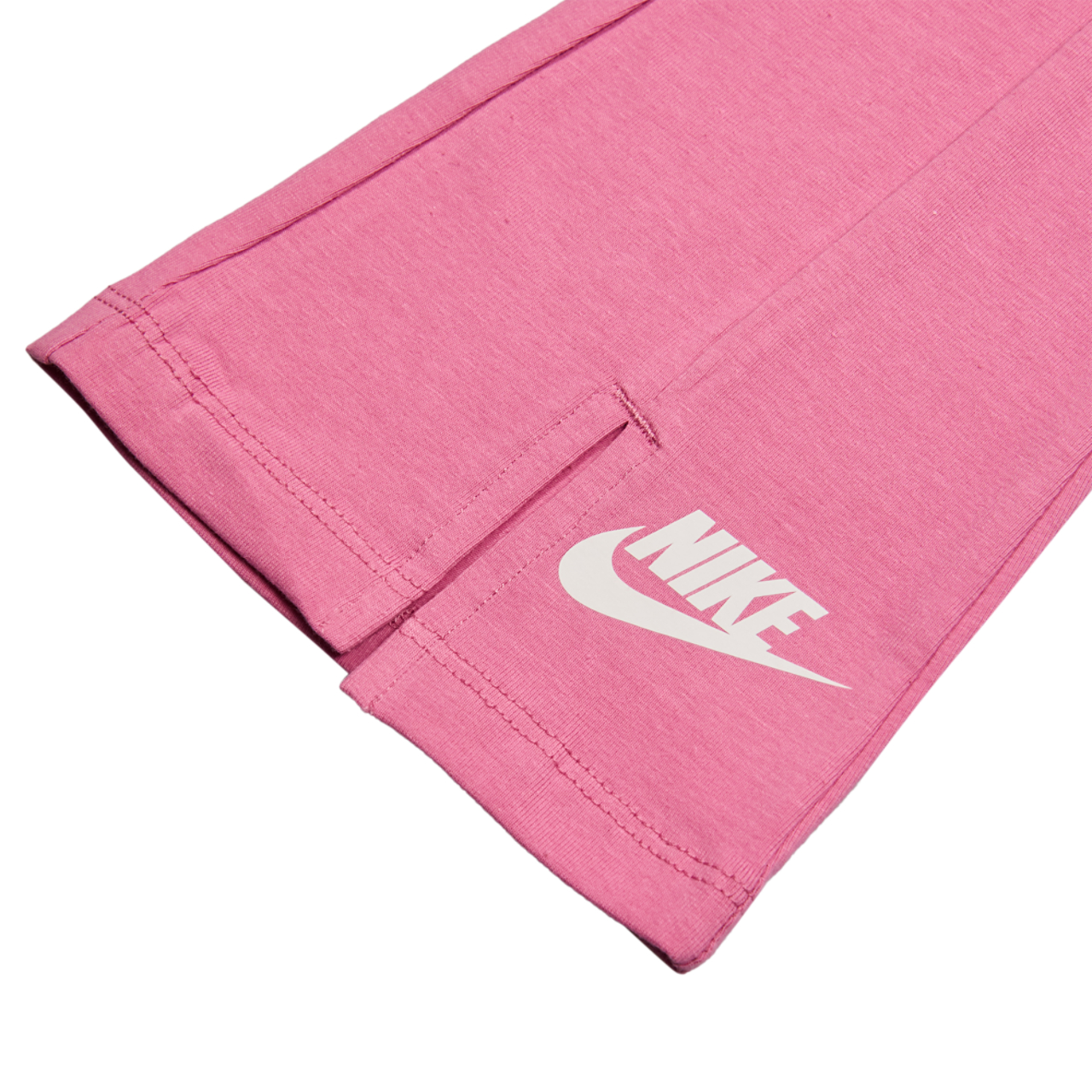 Nike Blommig