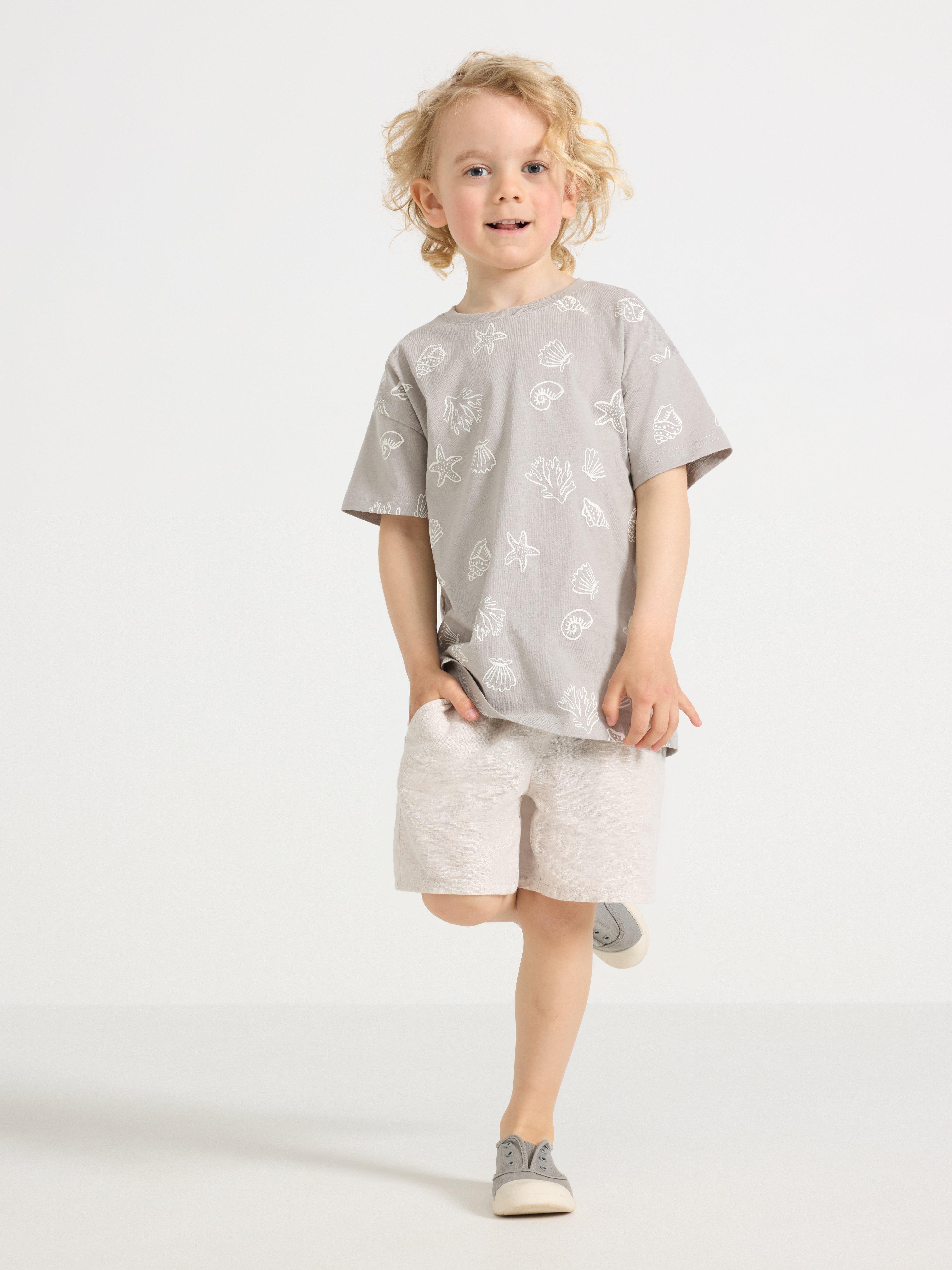 Camiseta gris claro empolvado