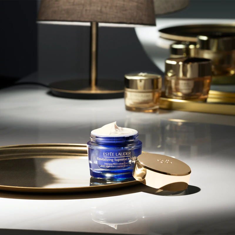 Estée Lauder Revitalizing Supreme+ Night Intensive Regenerierende Creme