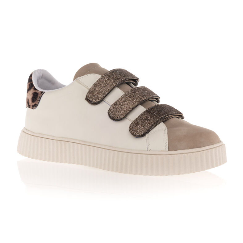 Zapatillas deportivas para mujer color beige.