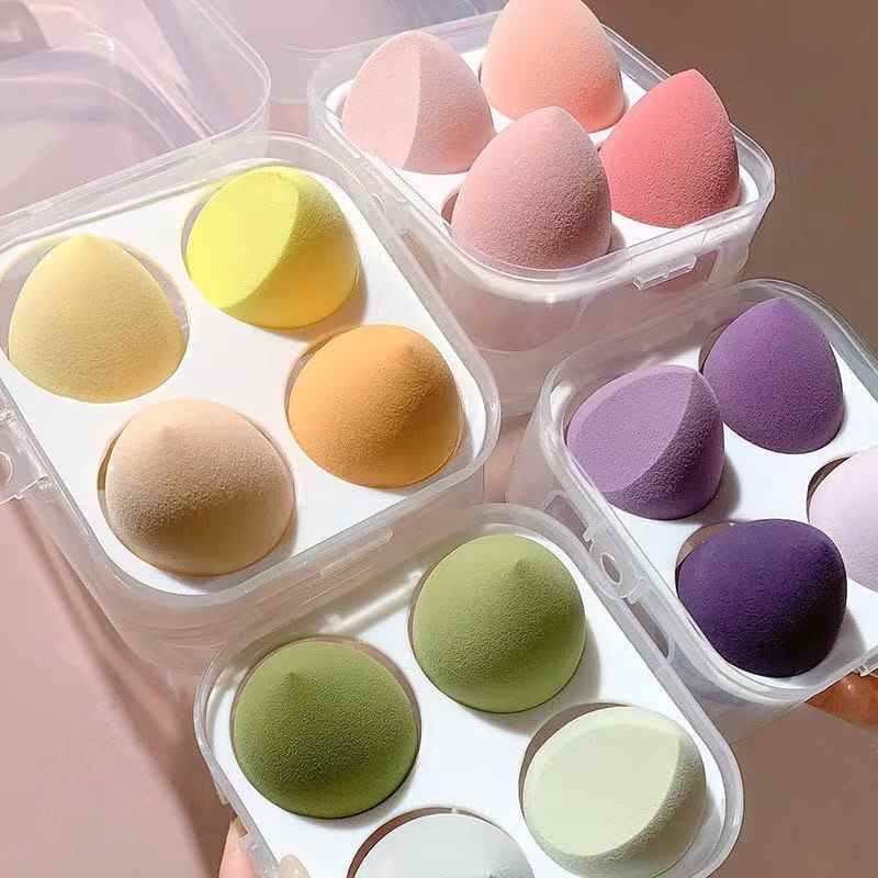Lot de 4 éponges cosmétiques lisses pour le maquillage, le fond de teint et la poudre. Accessoires pour estomper les cosmétiques.