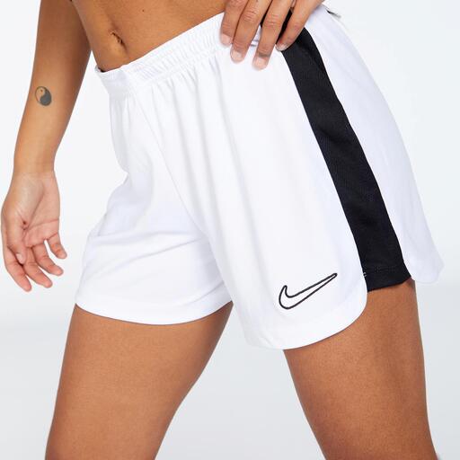  Akademia Nike 23
