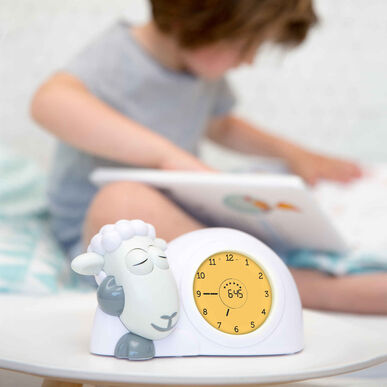 Zazu Sleeptrainer yövalolla Sam The Sleeper -herätyskello lapsille lampaanharmaa 1 kpl 1 kpl
