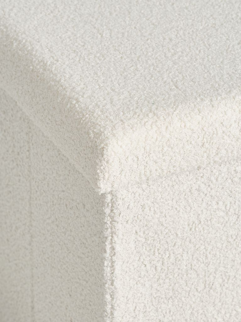 NYSTED NYSTED pufas 76x38 su balkšvu padėklu