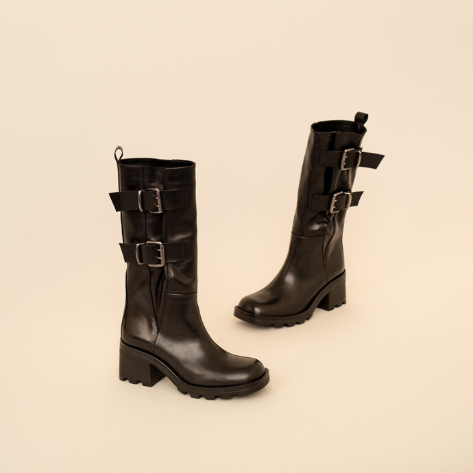 Bottes à talons et boucles latérales  en cuir noir