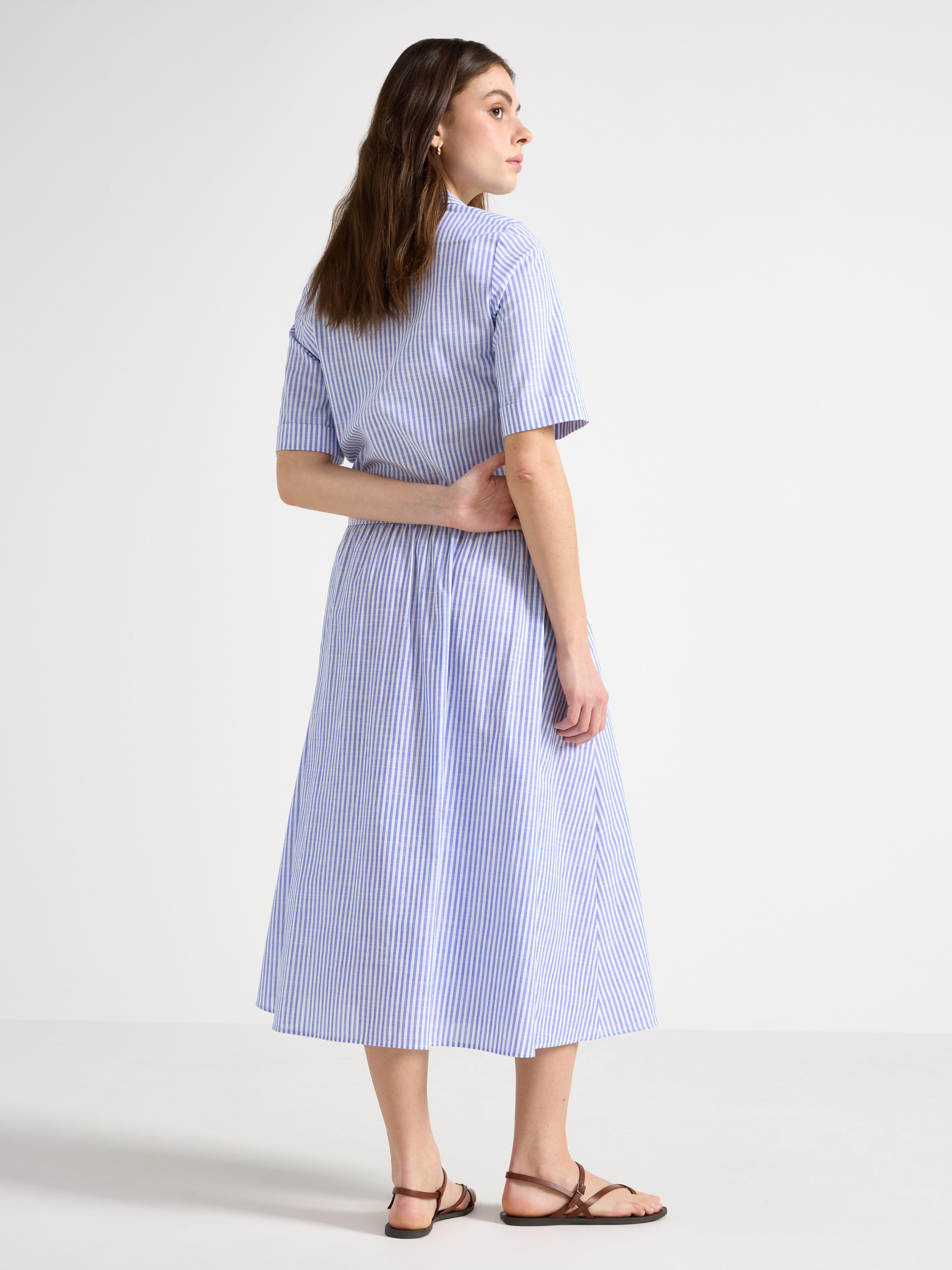 Falda midi azul intenso