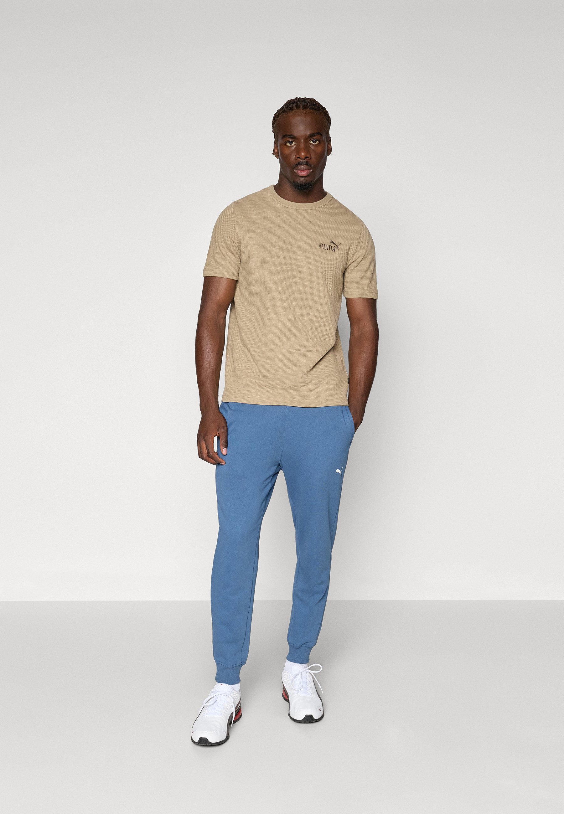 Puma ESSENTIALS FRENCH JOGGER - Teplákové kalhoty - black