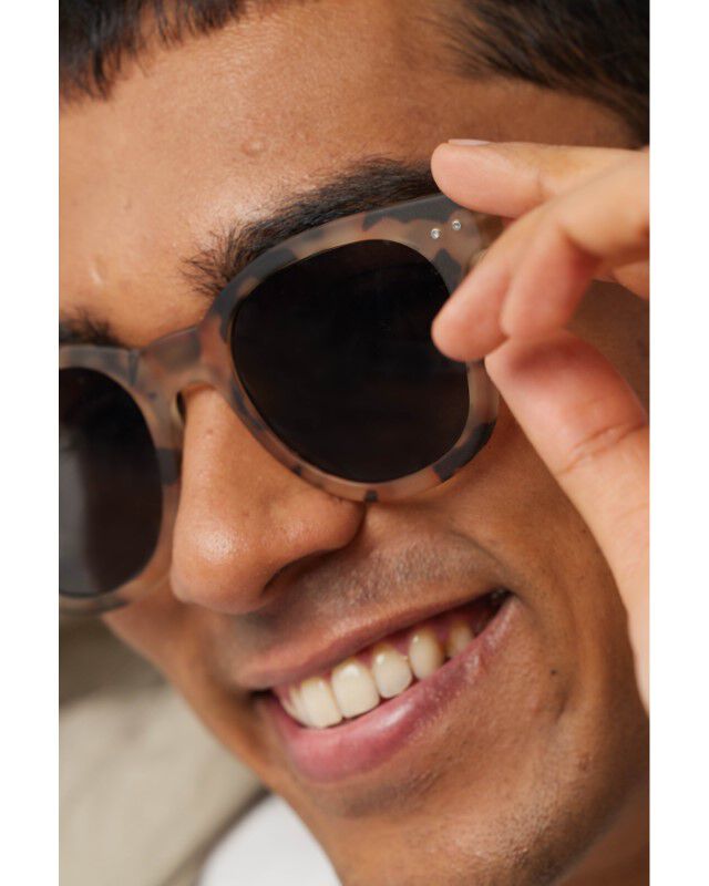 Izipizi Sun