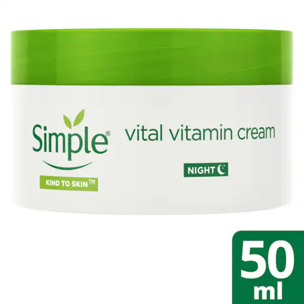 Crema facial de noche Simple Kind to Skin con vitaminas esenciales 50 ml