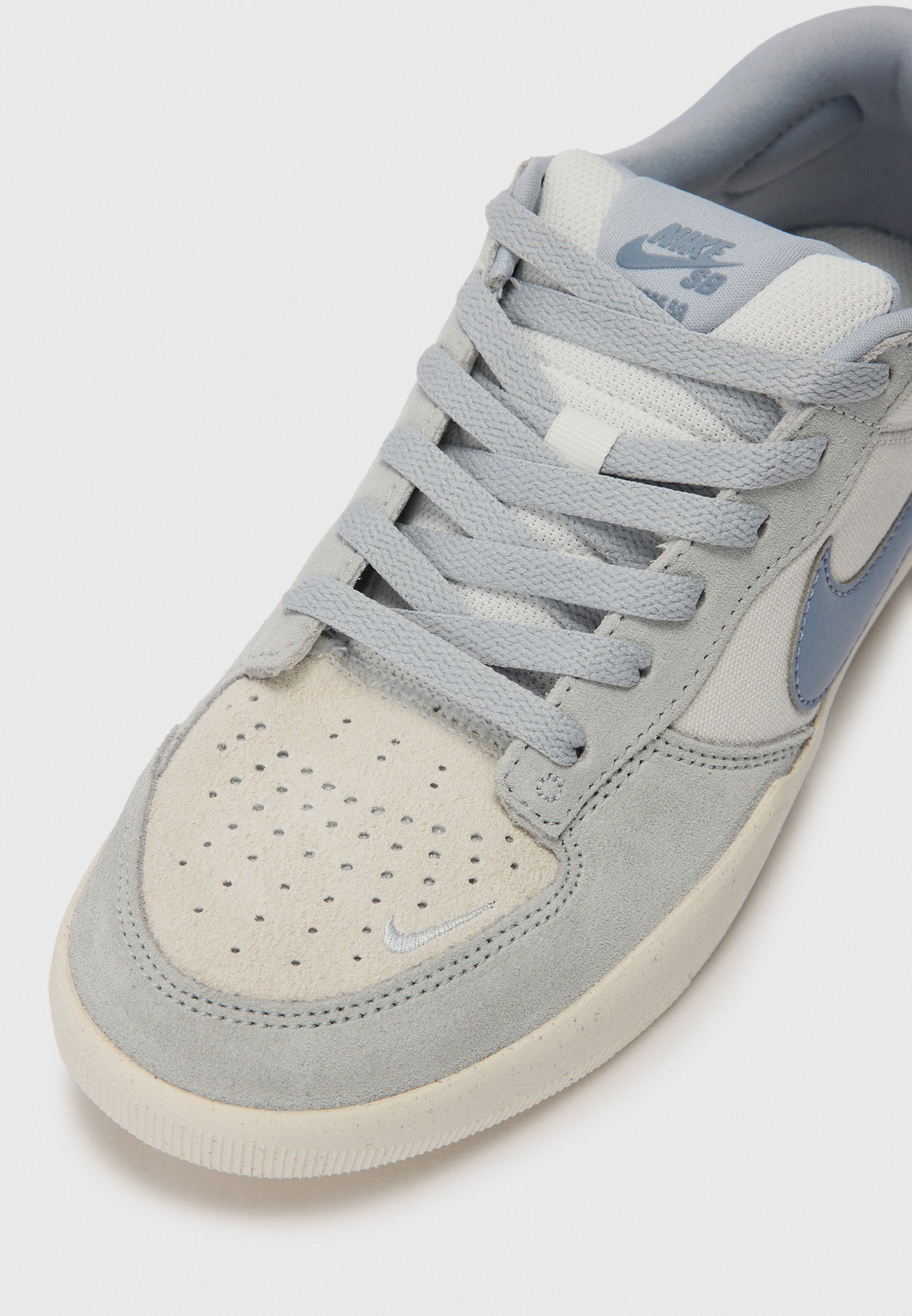 Nike SB Lave Sneakers