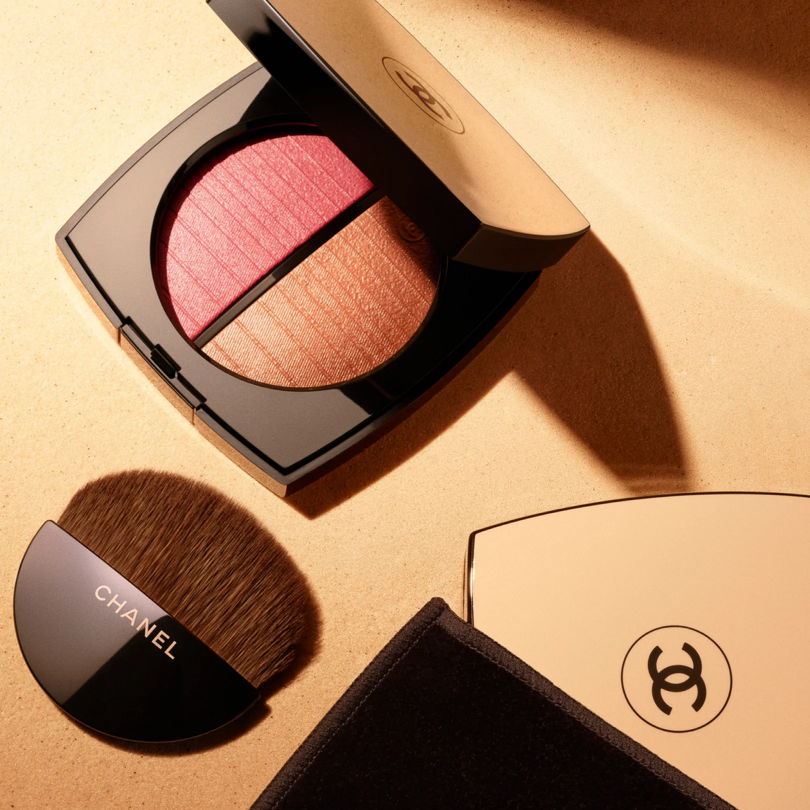 LES BEIGES POUDRE BELLE MINE LUMIÈRE DORÉE - CREAZIONE ESCLUSIVA - DUO DI POLVERI ILLUMINANTI