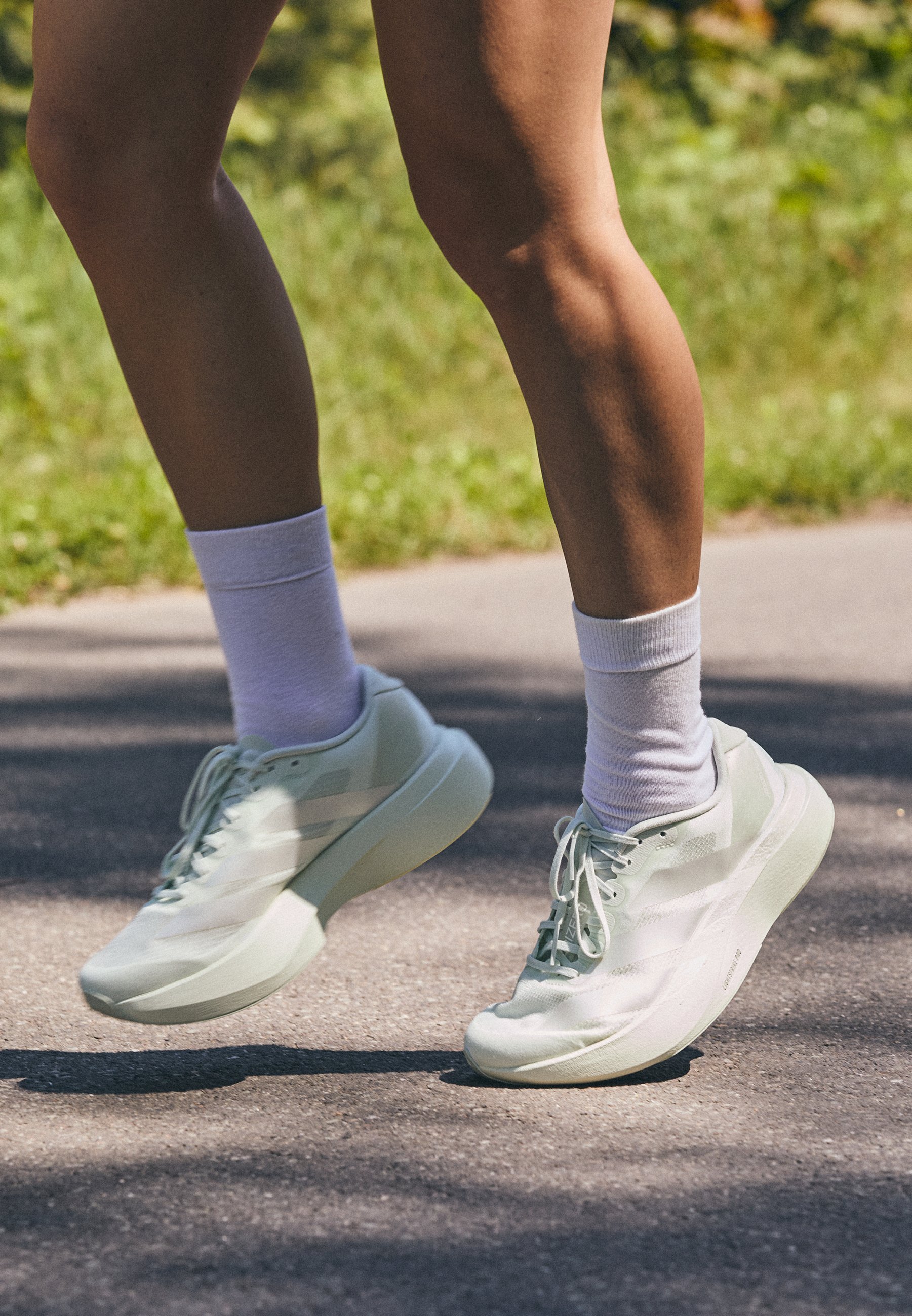 adidas Performance ADIZERO EVO SL W - Chaussures de running sur route - cryjad/zeromt/lingrn