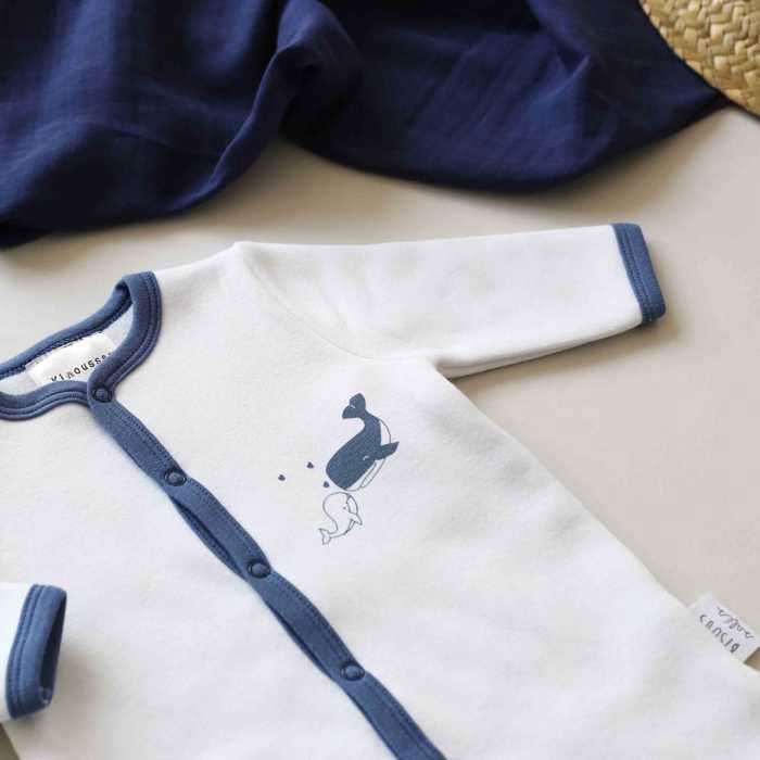 Three Kilos Seven Sleep Well Whale Birth