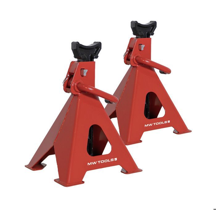 Pair of 6-ton MW-Tools CAGS6T axle stands