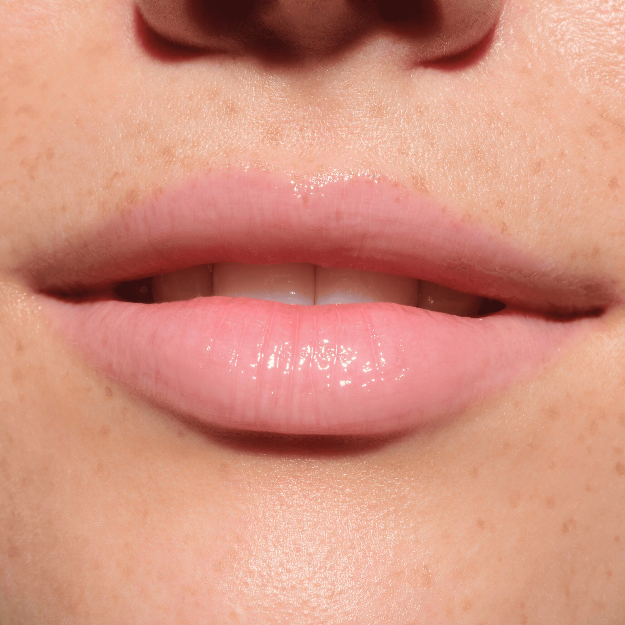 Melt & Plump Lip Plumper Lūpu apjoma palielinātājs Lūpu kontūrzīmuļi
