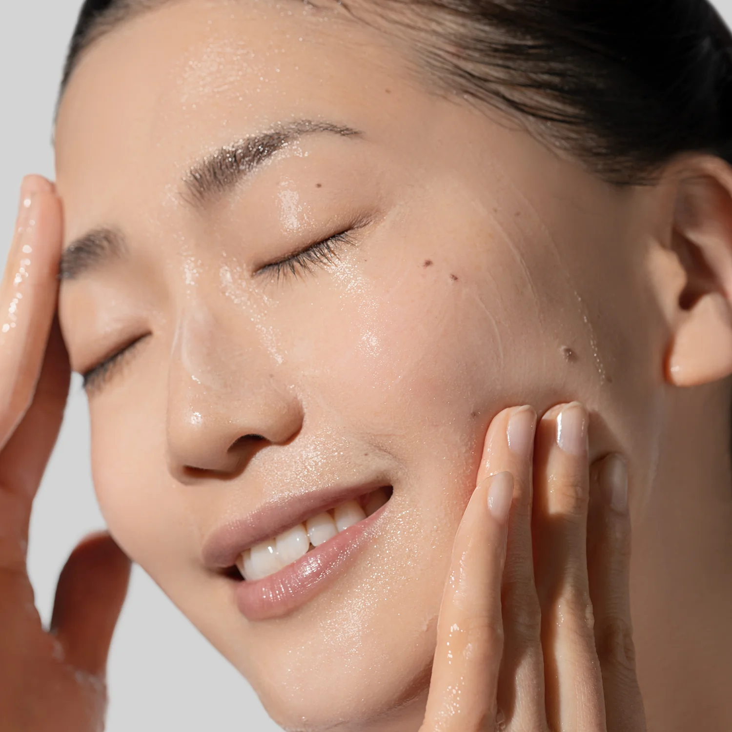 Daily Skin Health Daily Glycolic Cleanser - Gel detergente viso