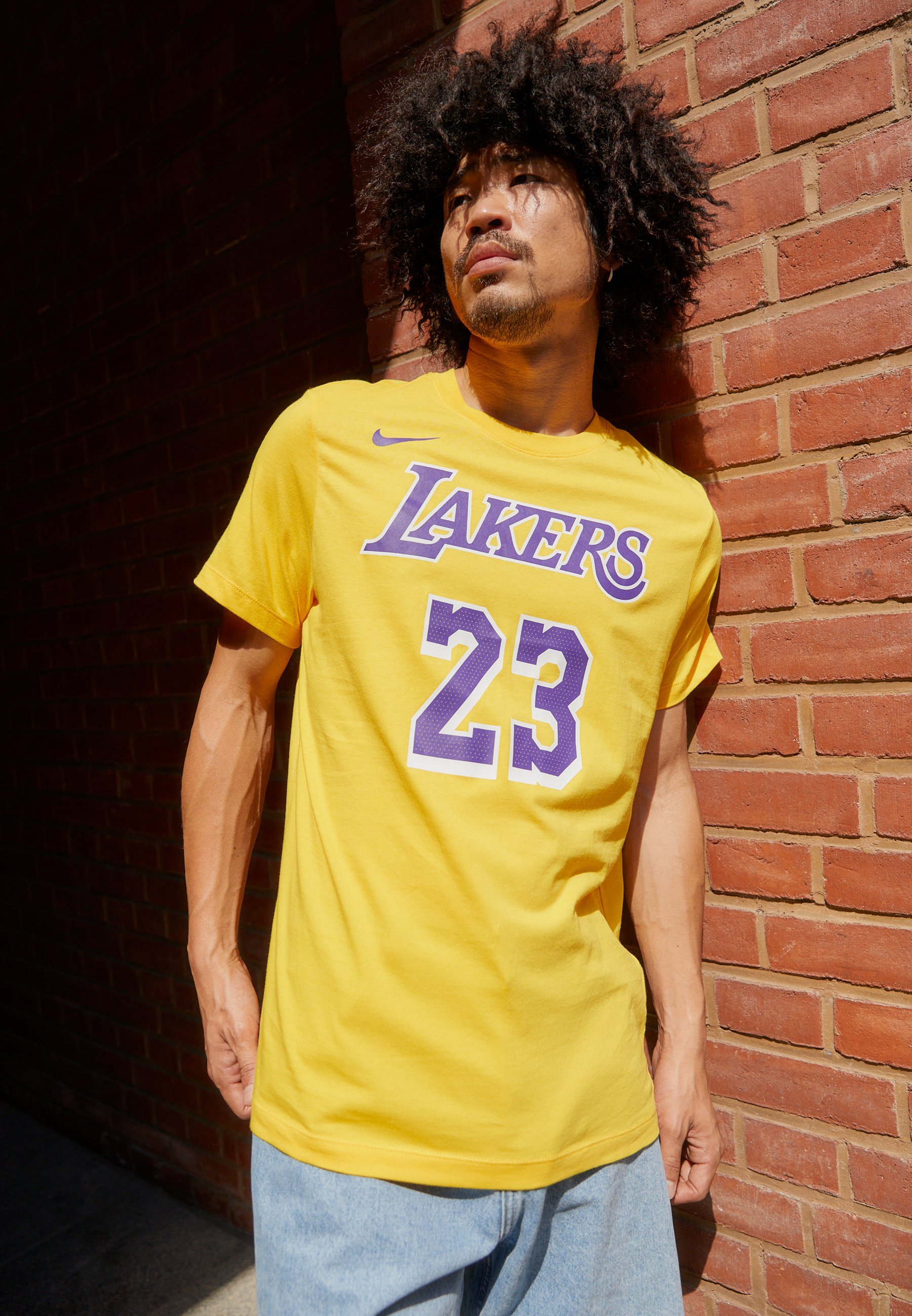 T-shirt Nike Performance NBA Los Angeles Lakers LeBron James - Tenue de club - Jaune