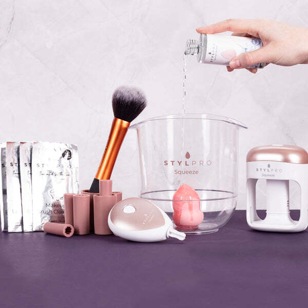 Čistič štětců a houbiček na make-up STYLPRO Spin & Squeeze